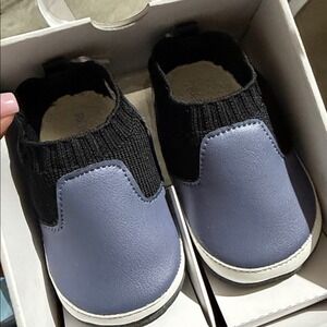 Robeez Black and Blue Baby Shoes‎